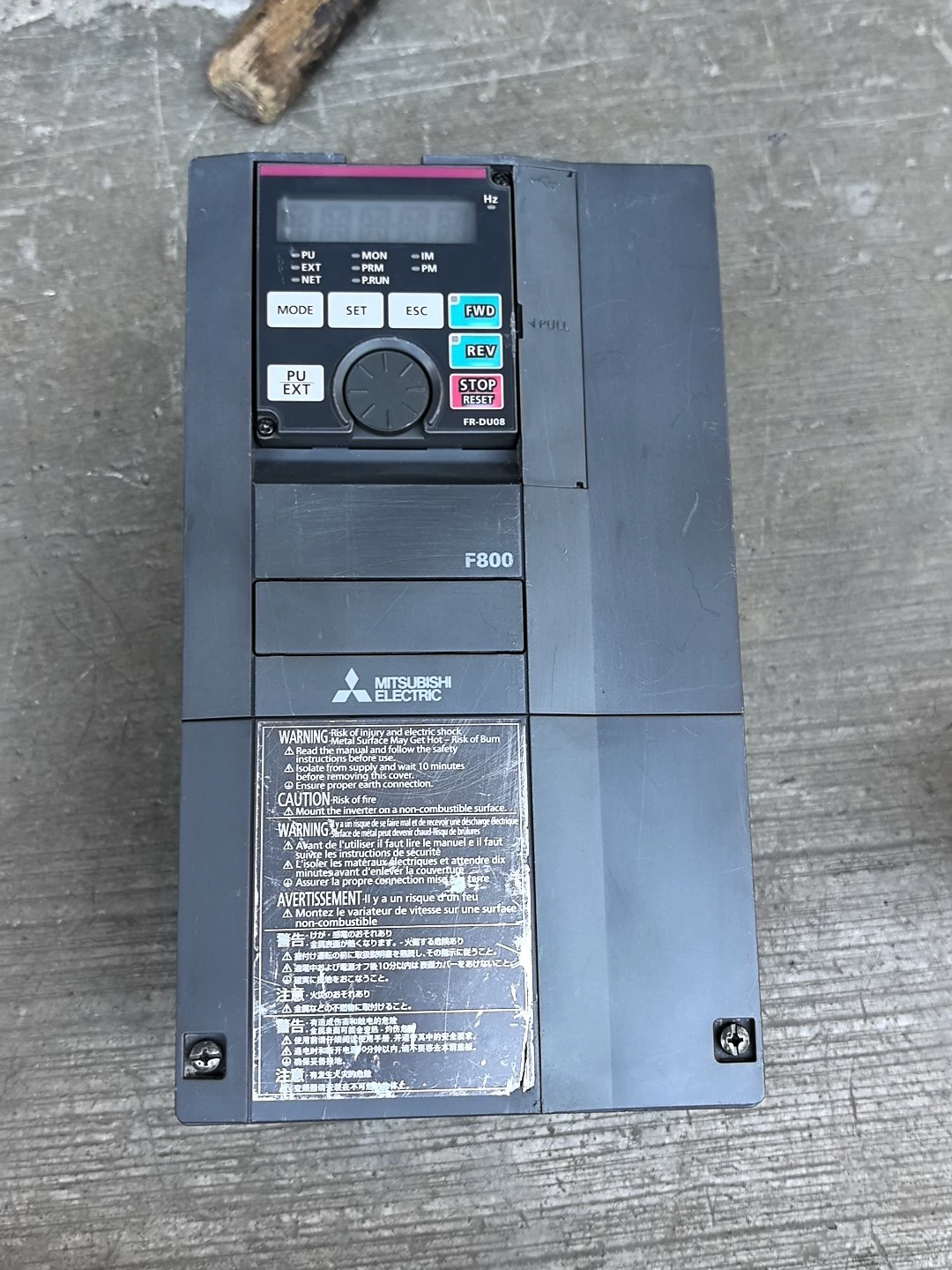 Mitsubishi Electric FR-F840-00038-2-60 variable frequency drive - Used