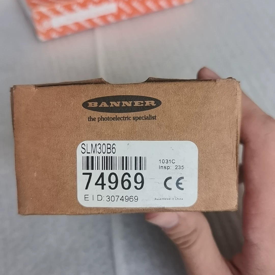 Banner Engineering SLM30B6 Photoelectric Sensor - New