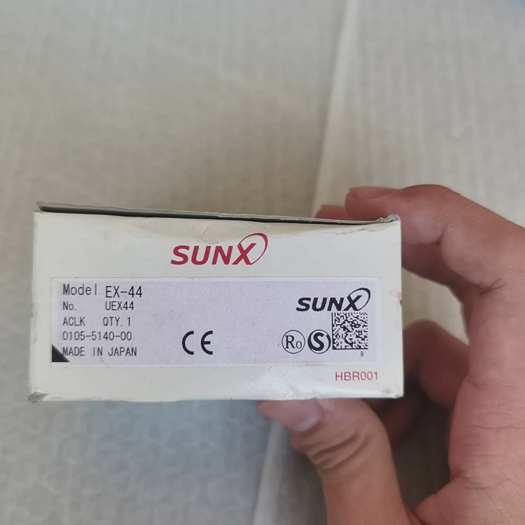 SUNX EX-44 UEX44 photoelectric sensor - New