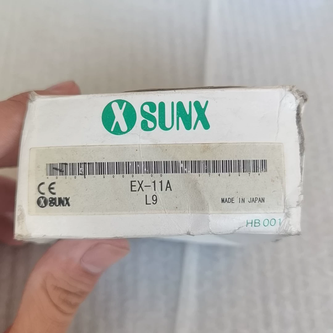 SUNX EX-11A photoelectric sensor - Used