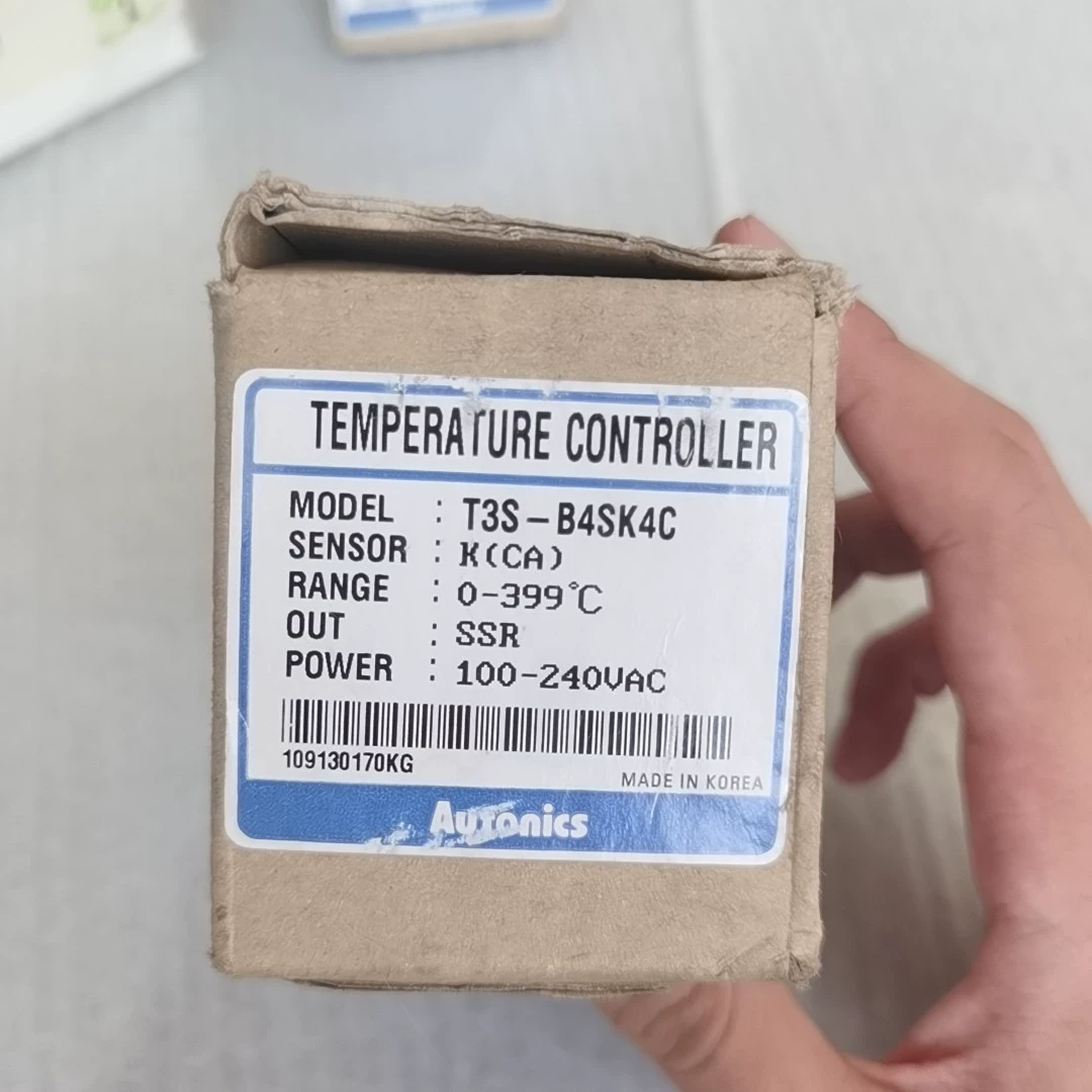 Autonics T3S-B4SK4C temperature controller - Used