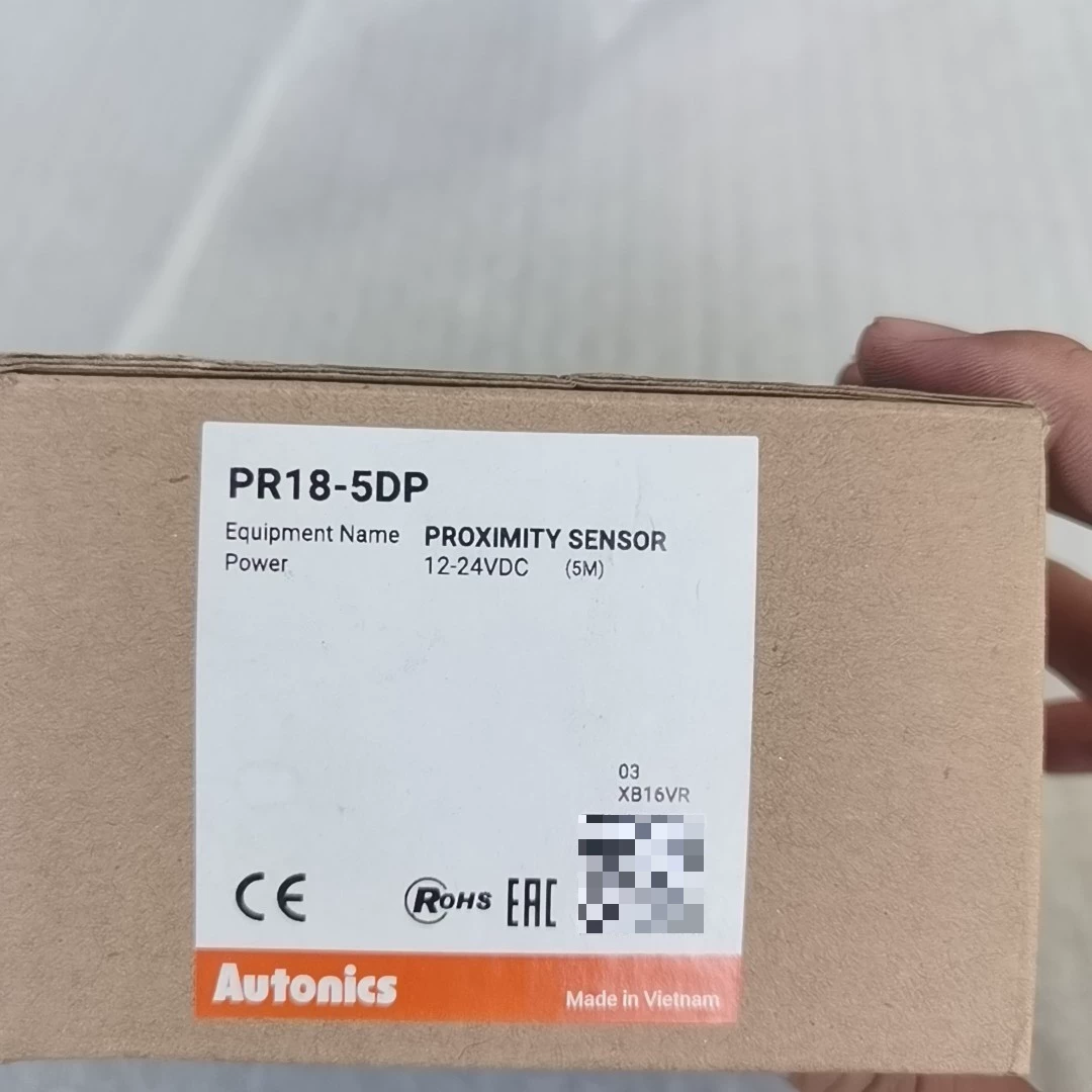 Autonics PR18-5DP proximity switch - New