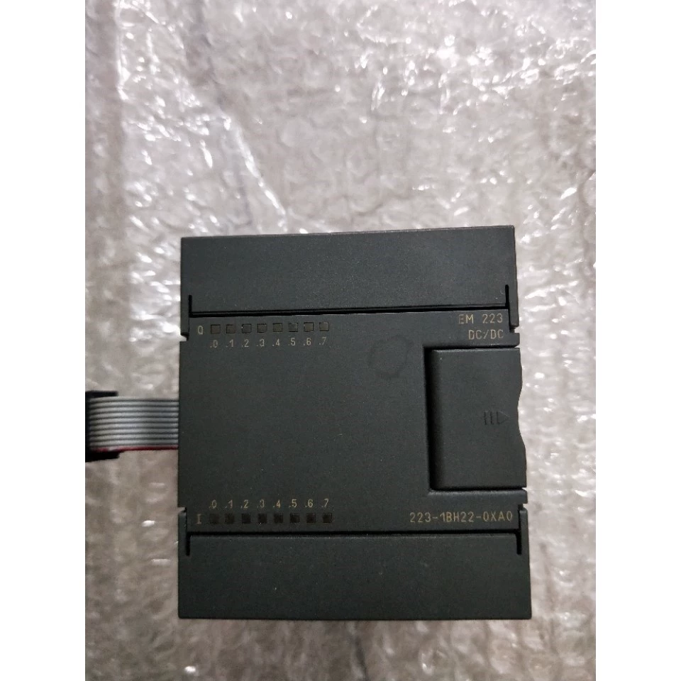 Siemens 6ES7 223-1BH22-0XA0 Módulo Combinado Digital EM 223 - Usado