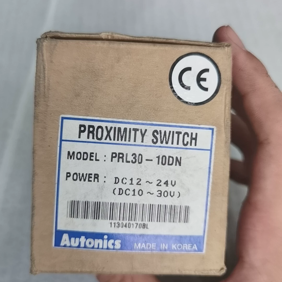 Autonics PRL30-10DN proximity switch - Used