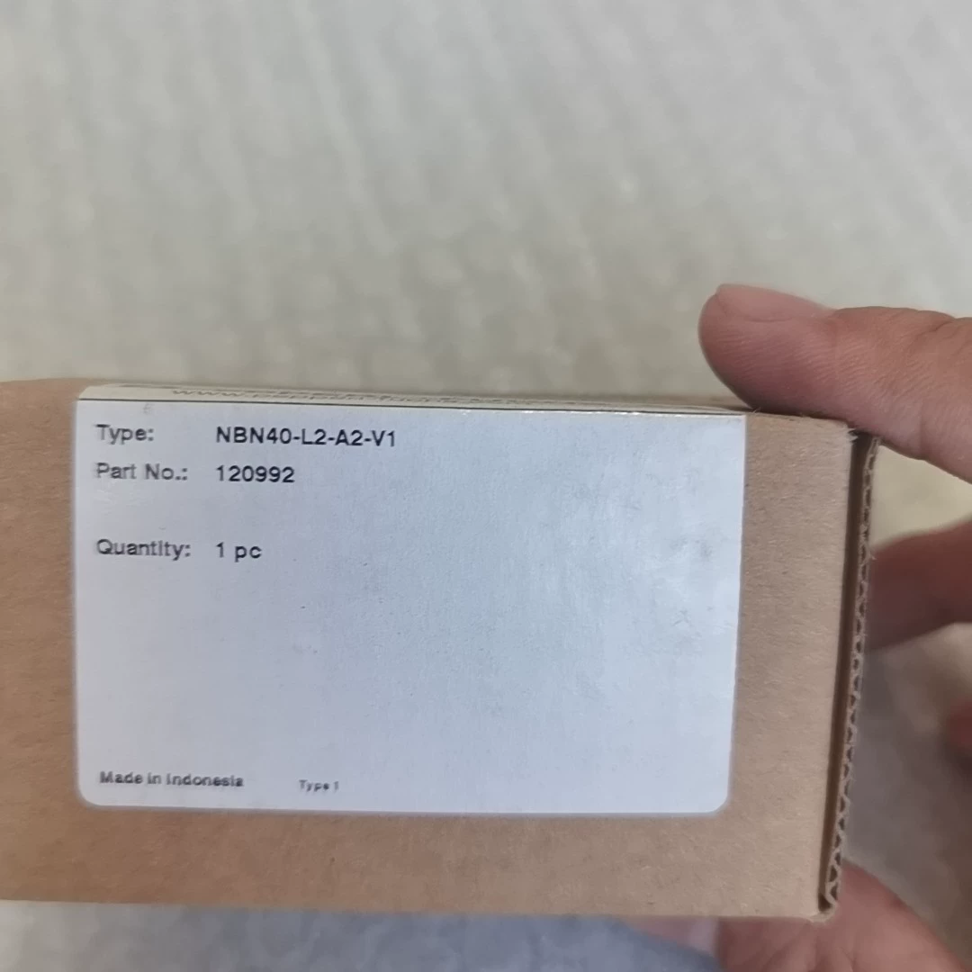 Pepperl+Fuchs NBN40-L2-A2-V1 120992 proximity switch - Used