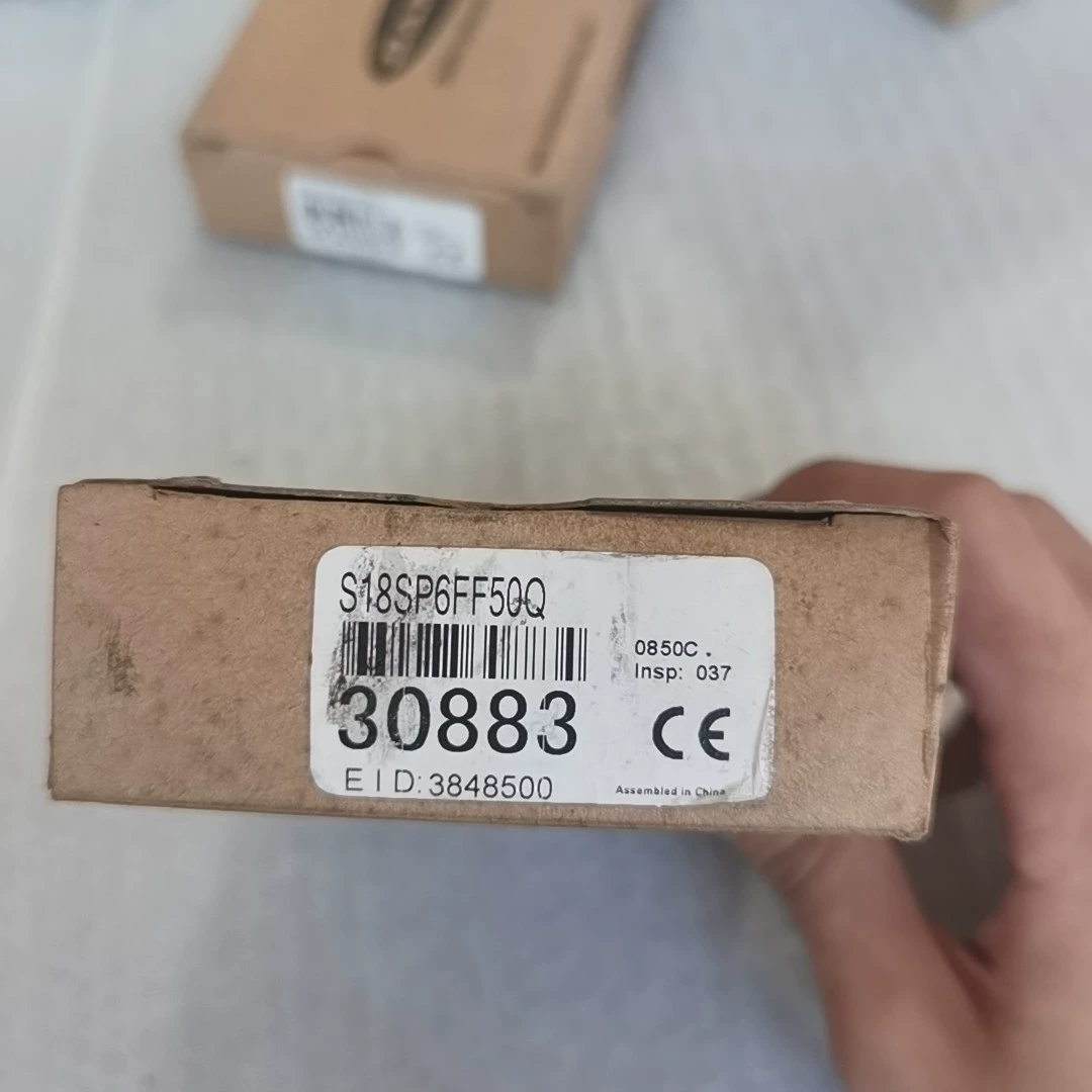 Banner Engineering S18SP6FF50Q photoelectric sensor - Used
