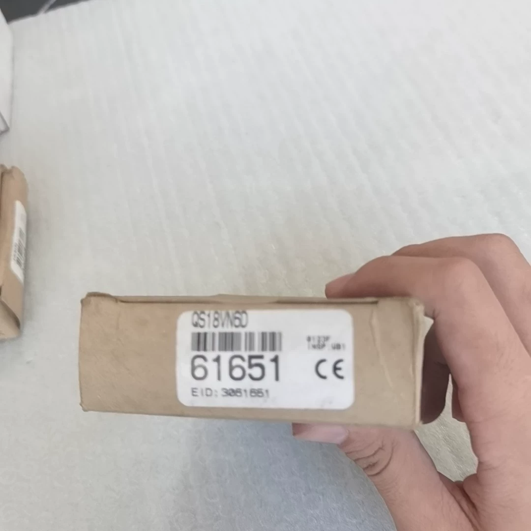 Banner Engineering QS18VN6D Photoelectric Sensor - Used