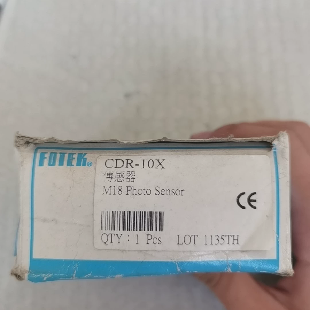 FOTEK CDR-10X Reflex Photoelectric Sensor - Used