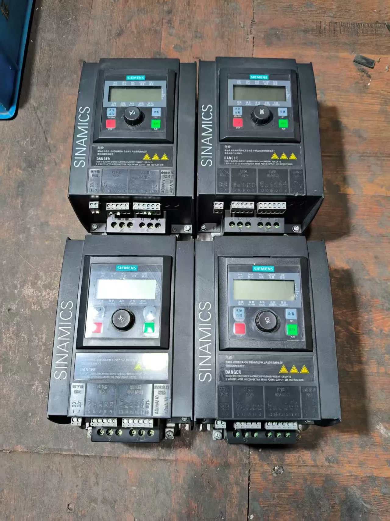 Siemens SINAMICS V10 6SL3217-0CE21-5UA1 variable frequency drive - Used