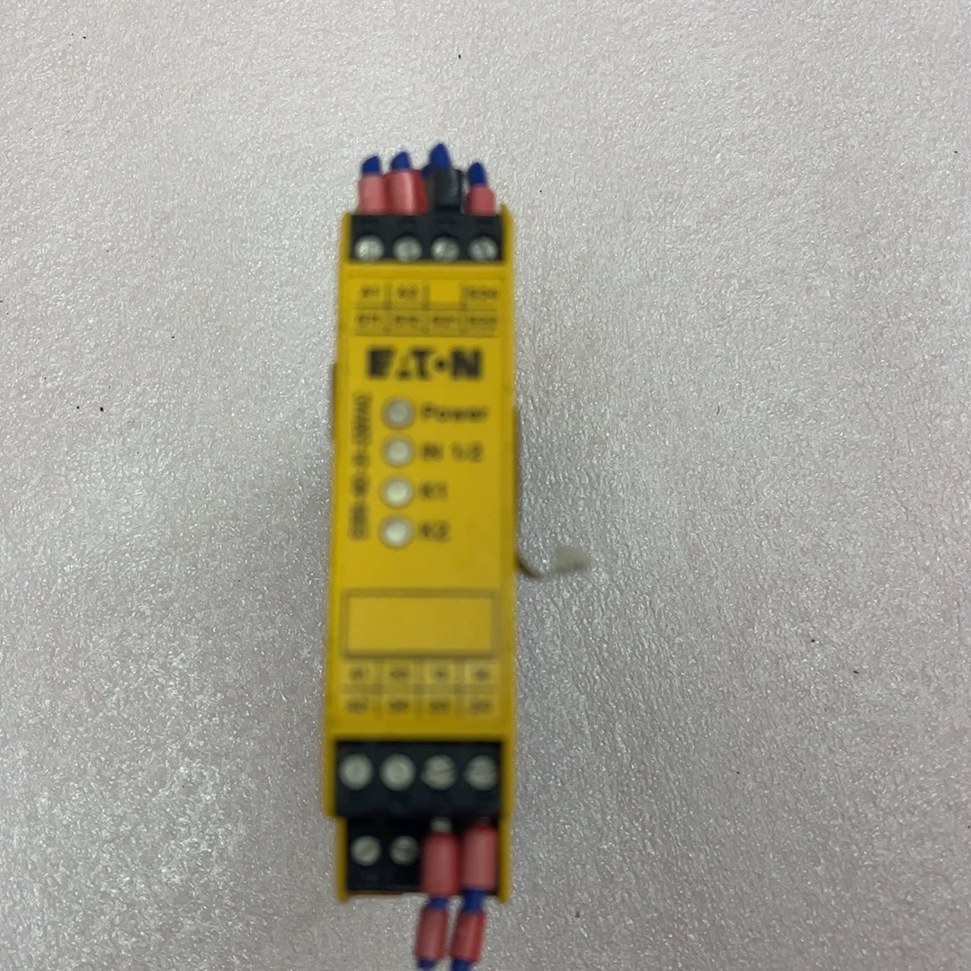 Eaton ESR5-NO-31-230VAC Safety Relay - Used