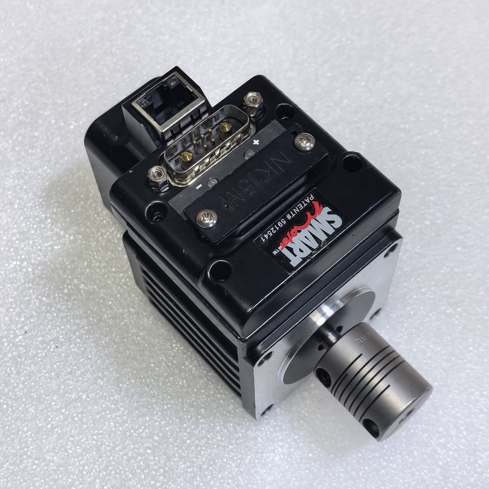 Moog SM2315DT-BRKETH integrated servo motor - Used