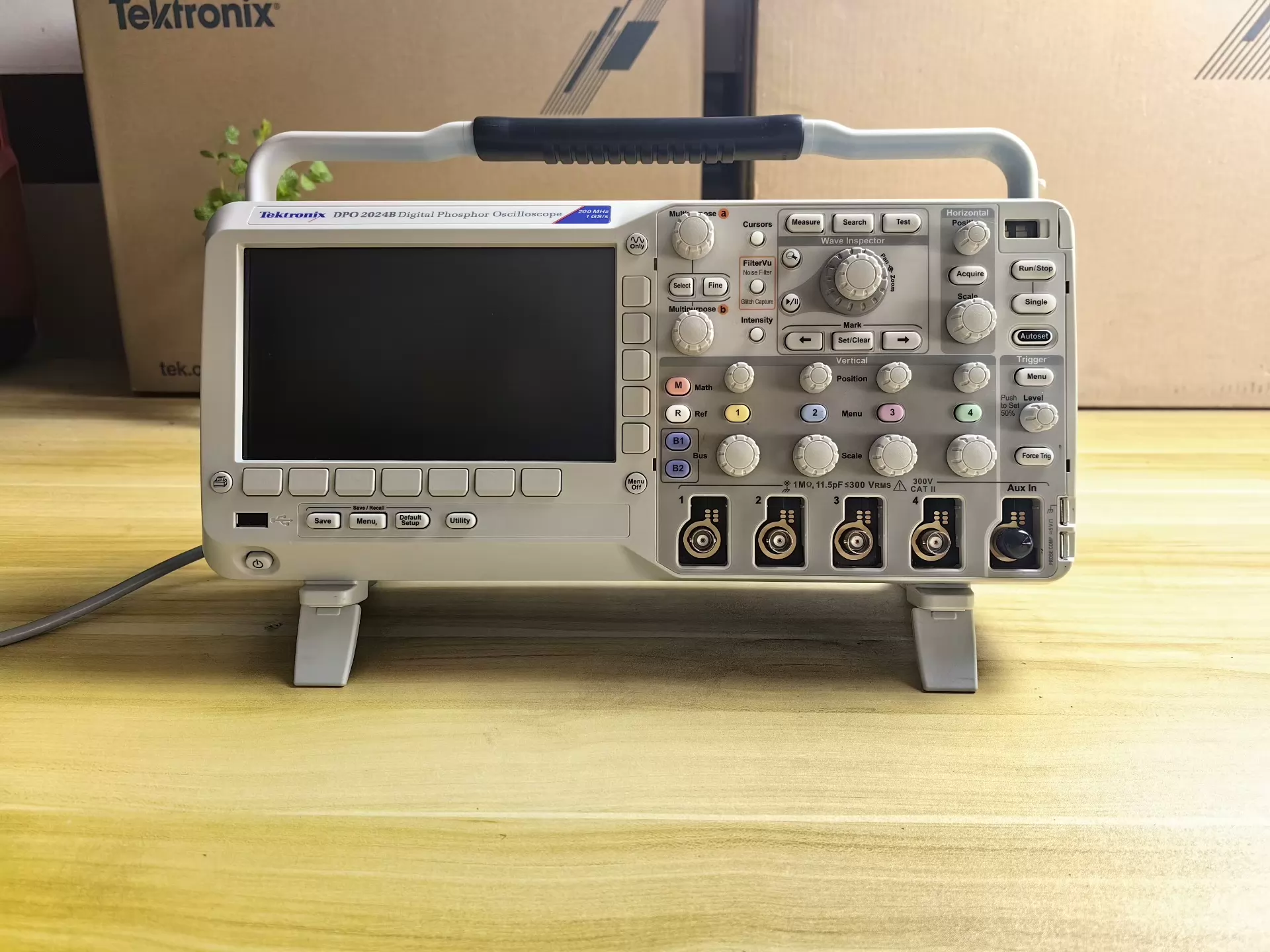 Tektronix DPO2024B oscilloscope - Used