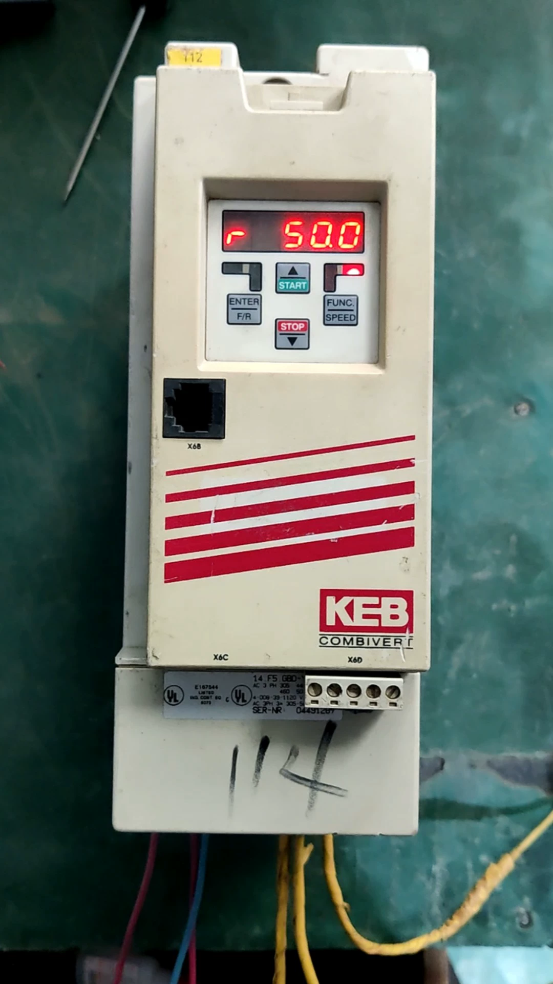 KEB Automation 14.F5.GBD-YA00 Inversor de frequência - Usado