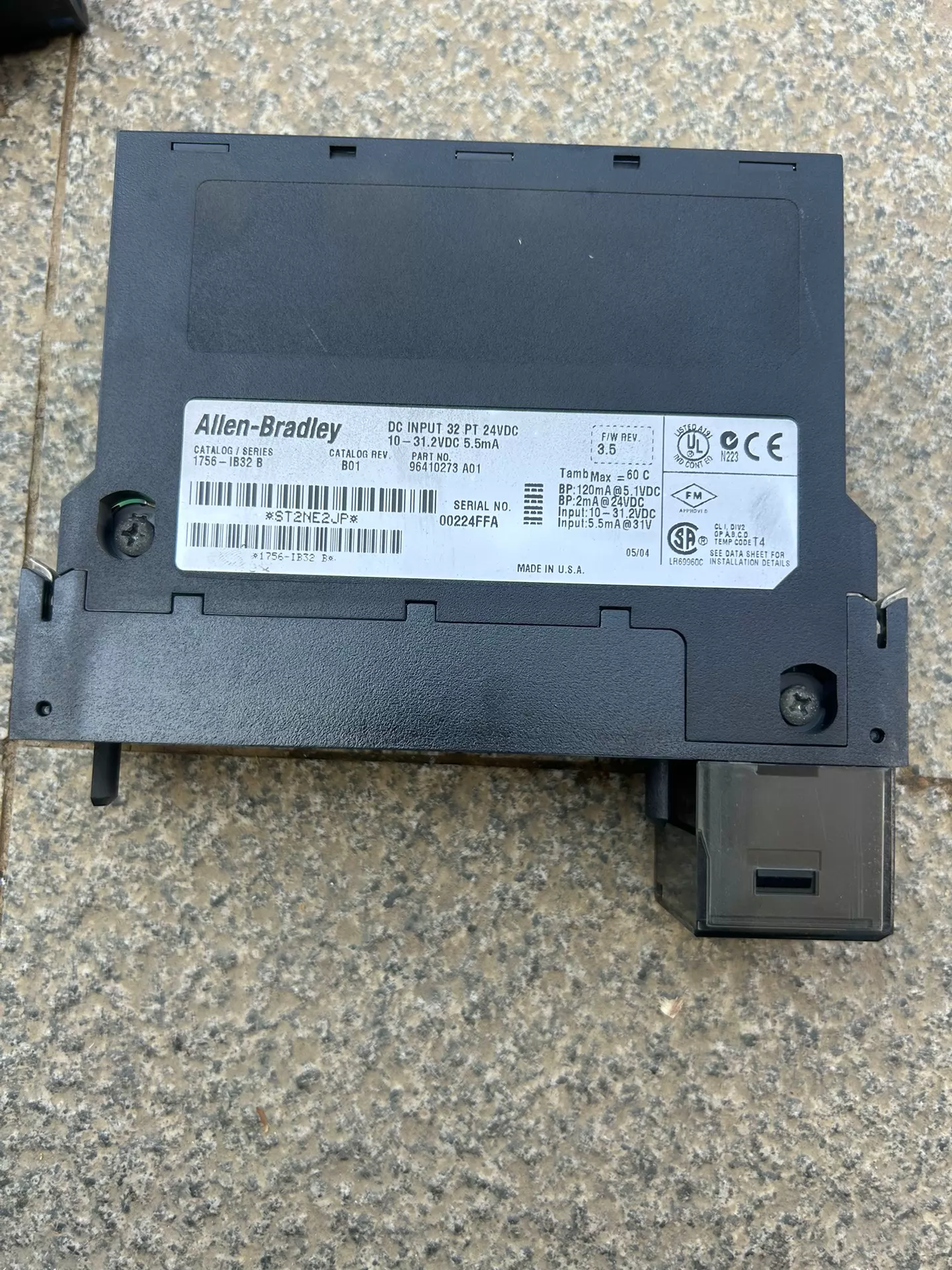 Allen-Bradley 1756-IB32B 1756-IB32 Módulo de Entrada de 32 Pontos 24V DC - Usado