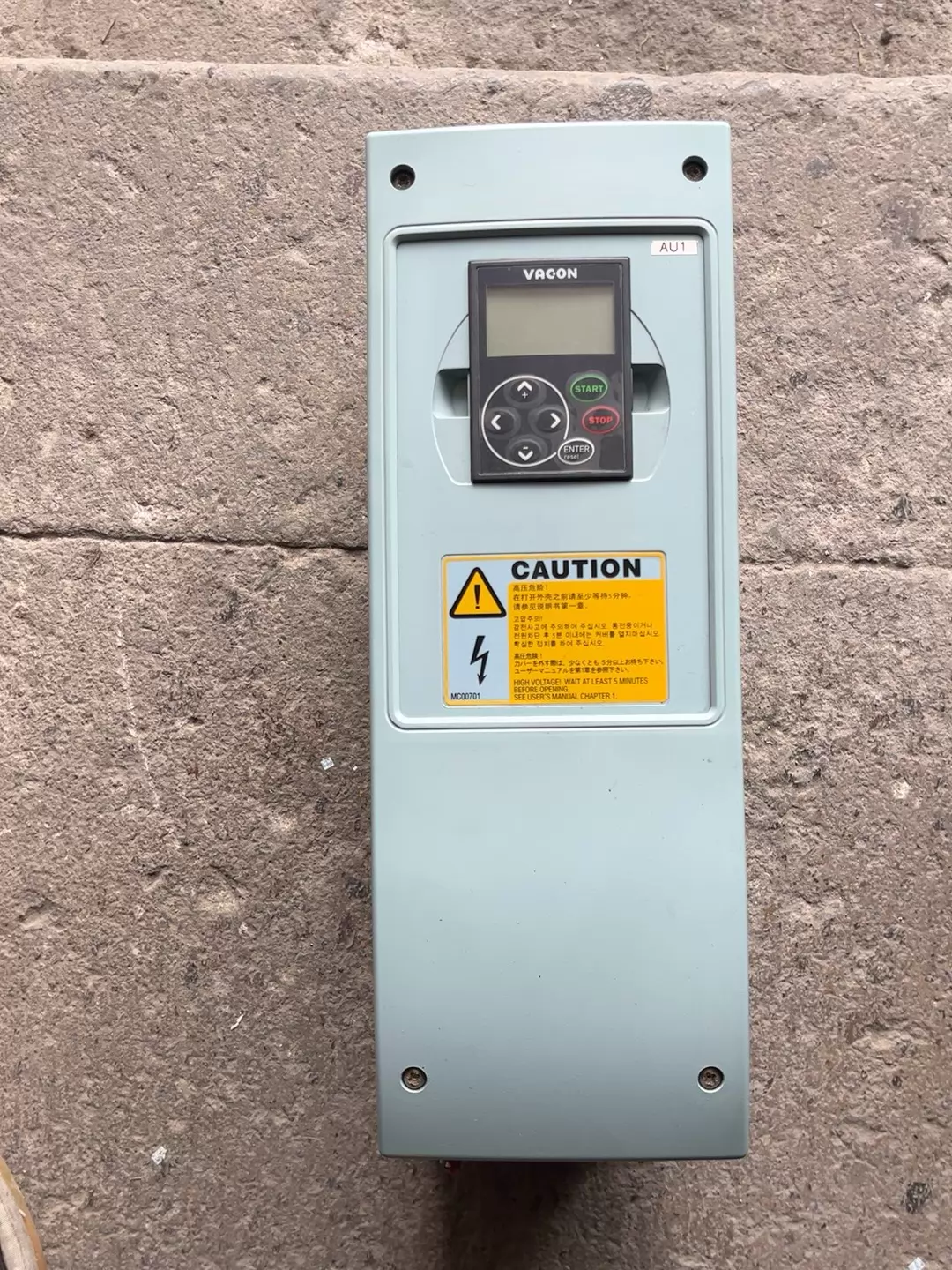 VACON NXL00165C2H1SSS0000 variable frequency drive - Used