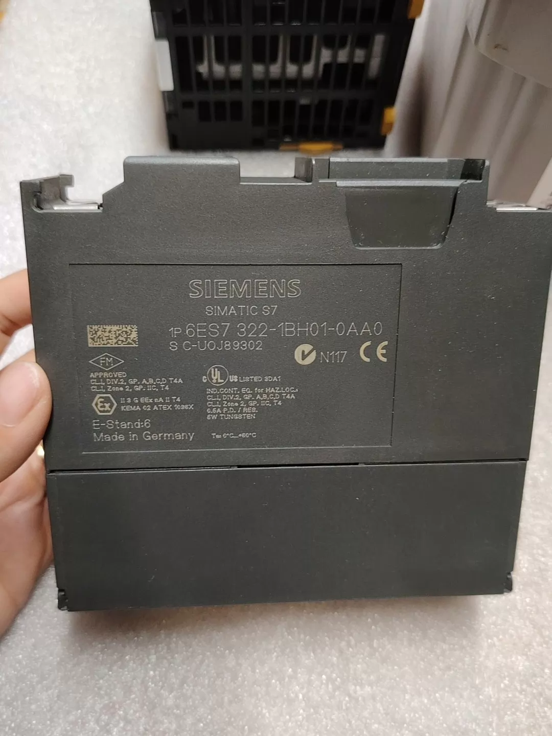Módulo PLC Siemens 6ES7322-1BH01-0AA0 - Usado