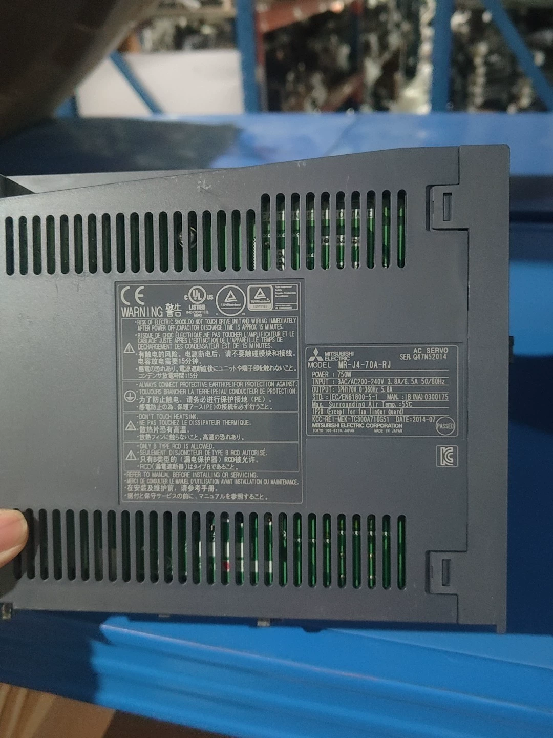Acionamento de servo Mitsubishi Electric MR-J4-70A-RJ - Usado