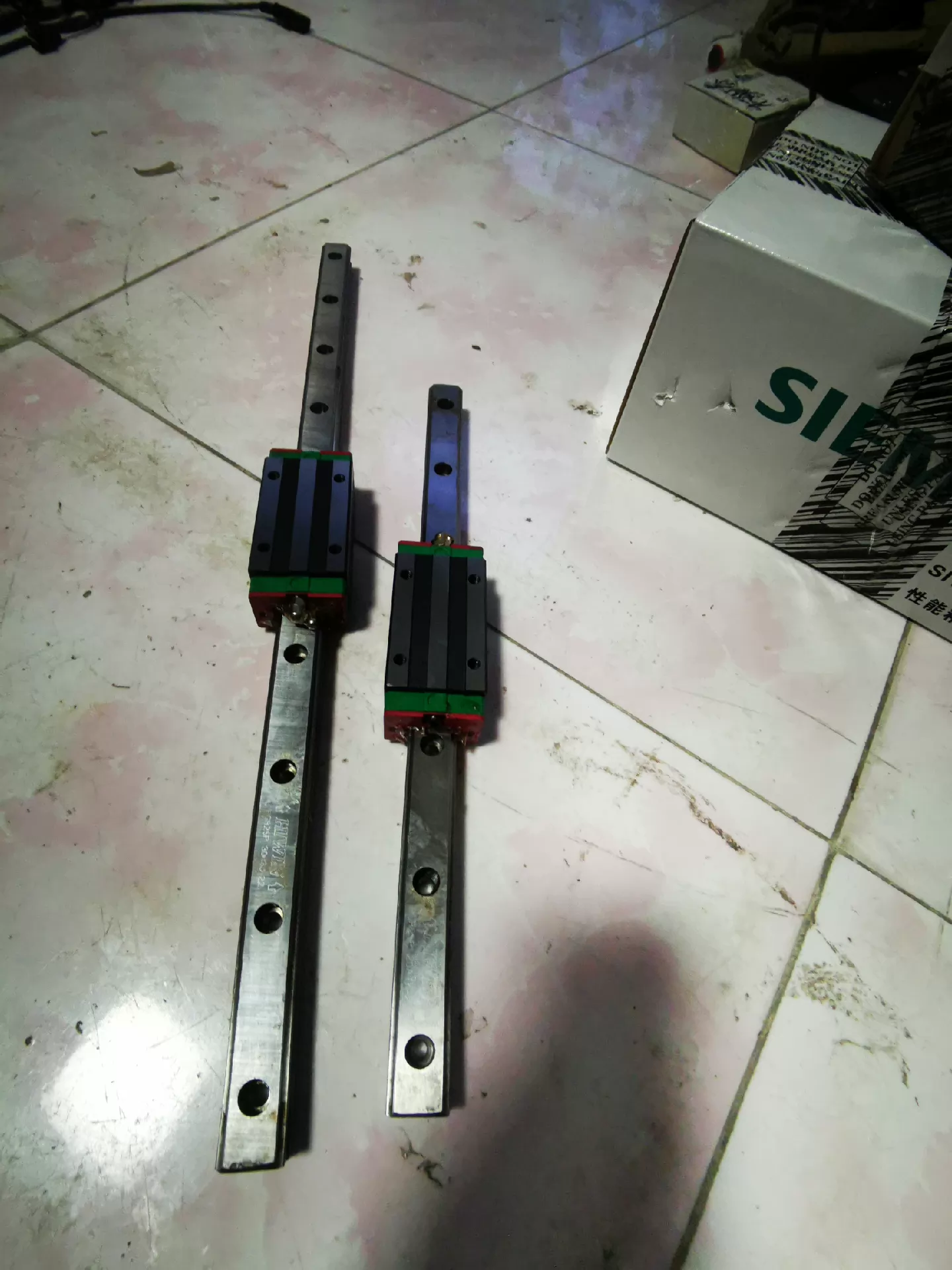 HIWIN HGR25P Linear Guide - Used