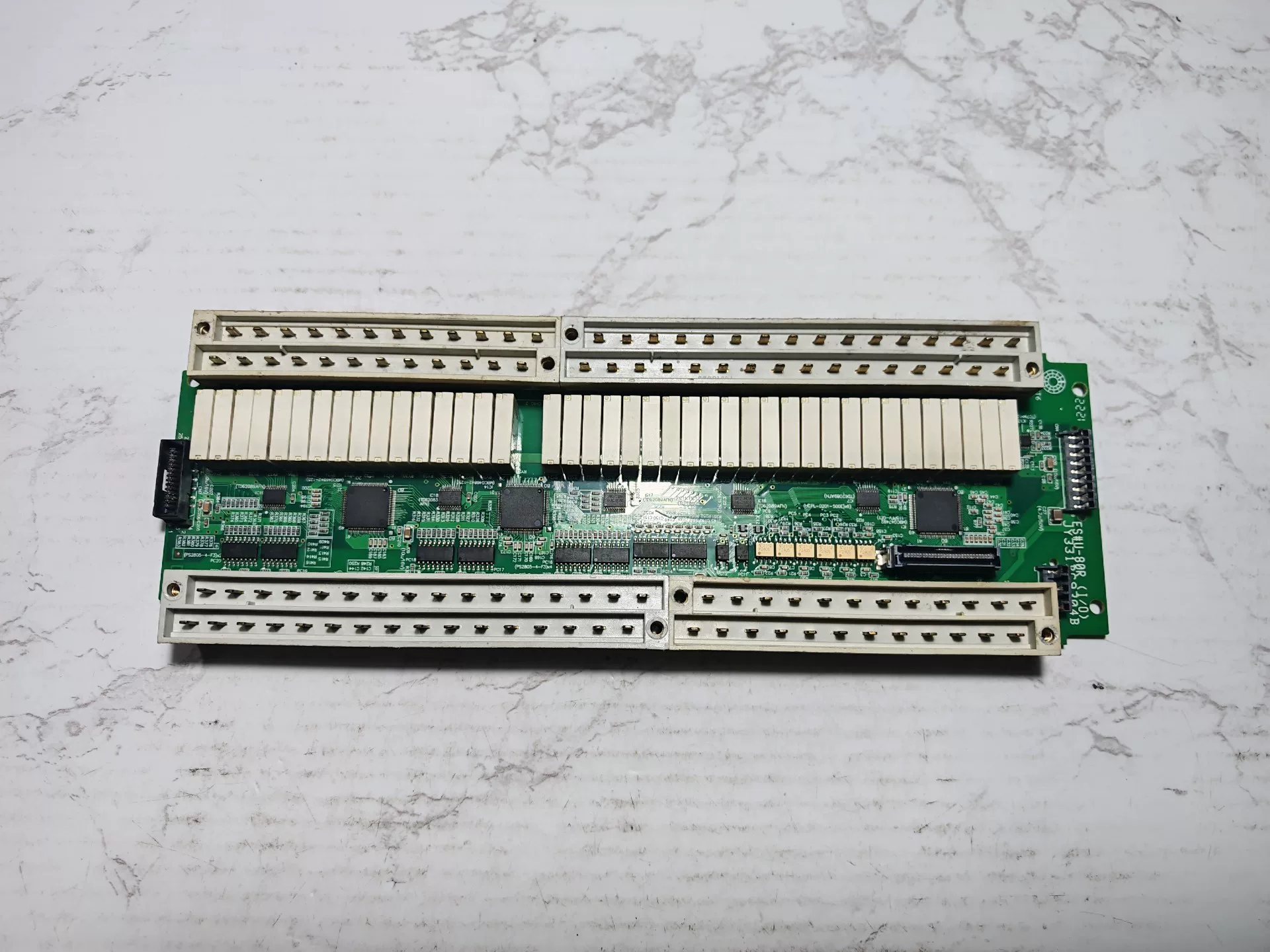 Mitsubishi Electric FX3U-80MR I/O board