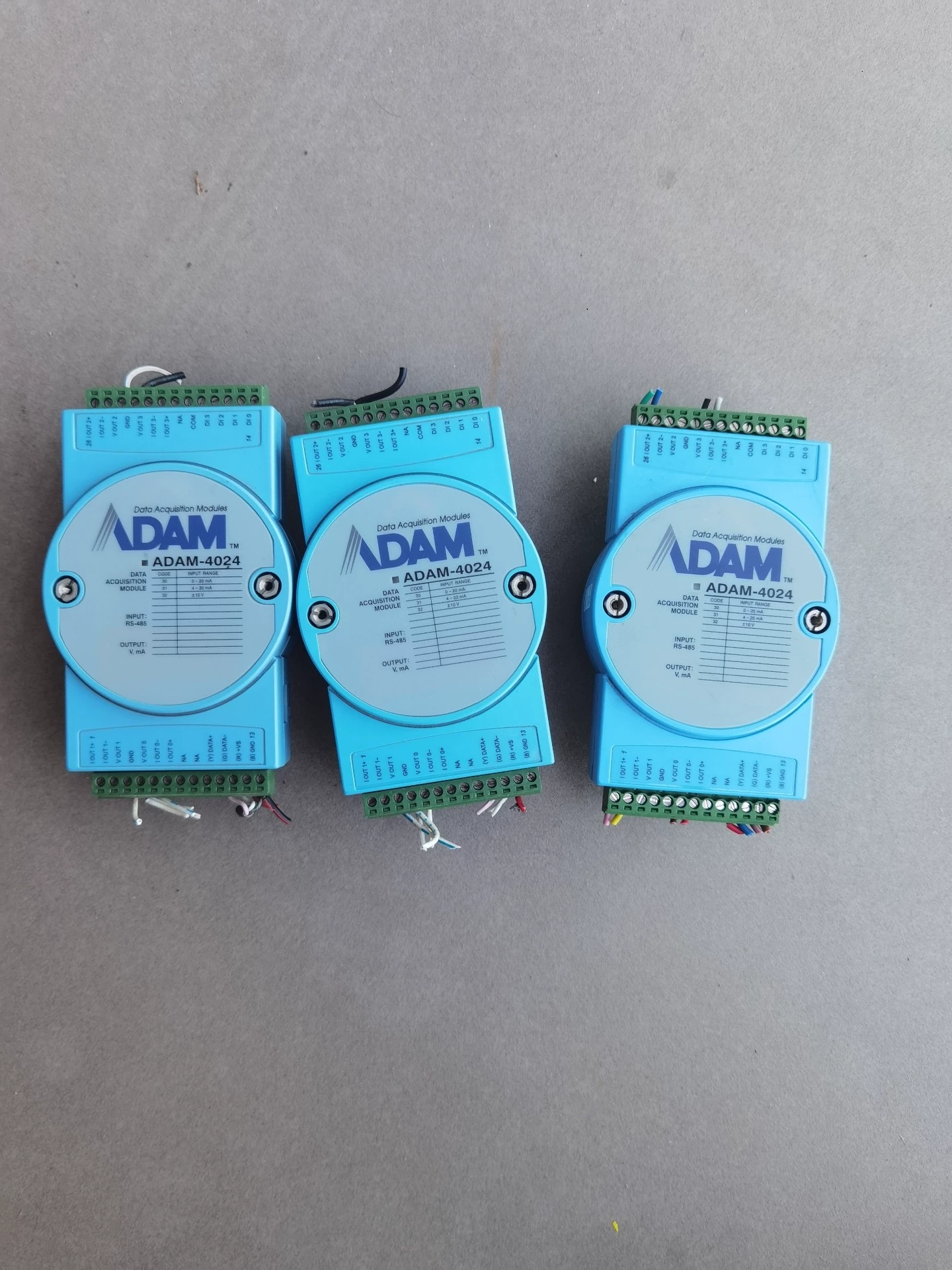Advantech ADAM-4024 数据采集模块 - 二手