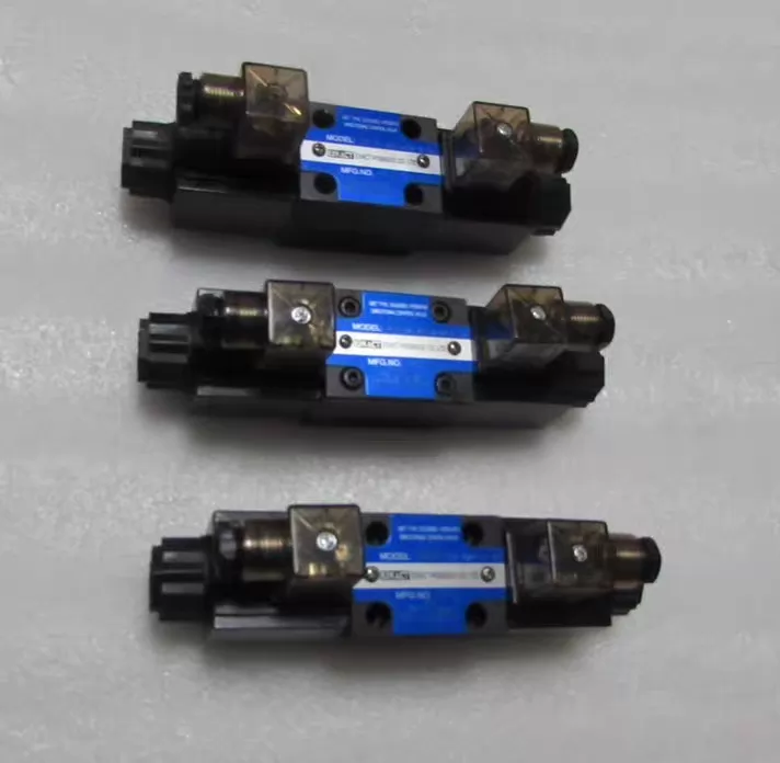 EXACT DSG-01-3C2-A240-N-50 油圧電磁弁 - 中古