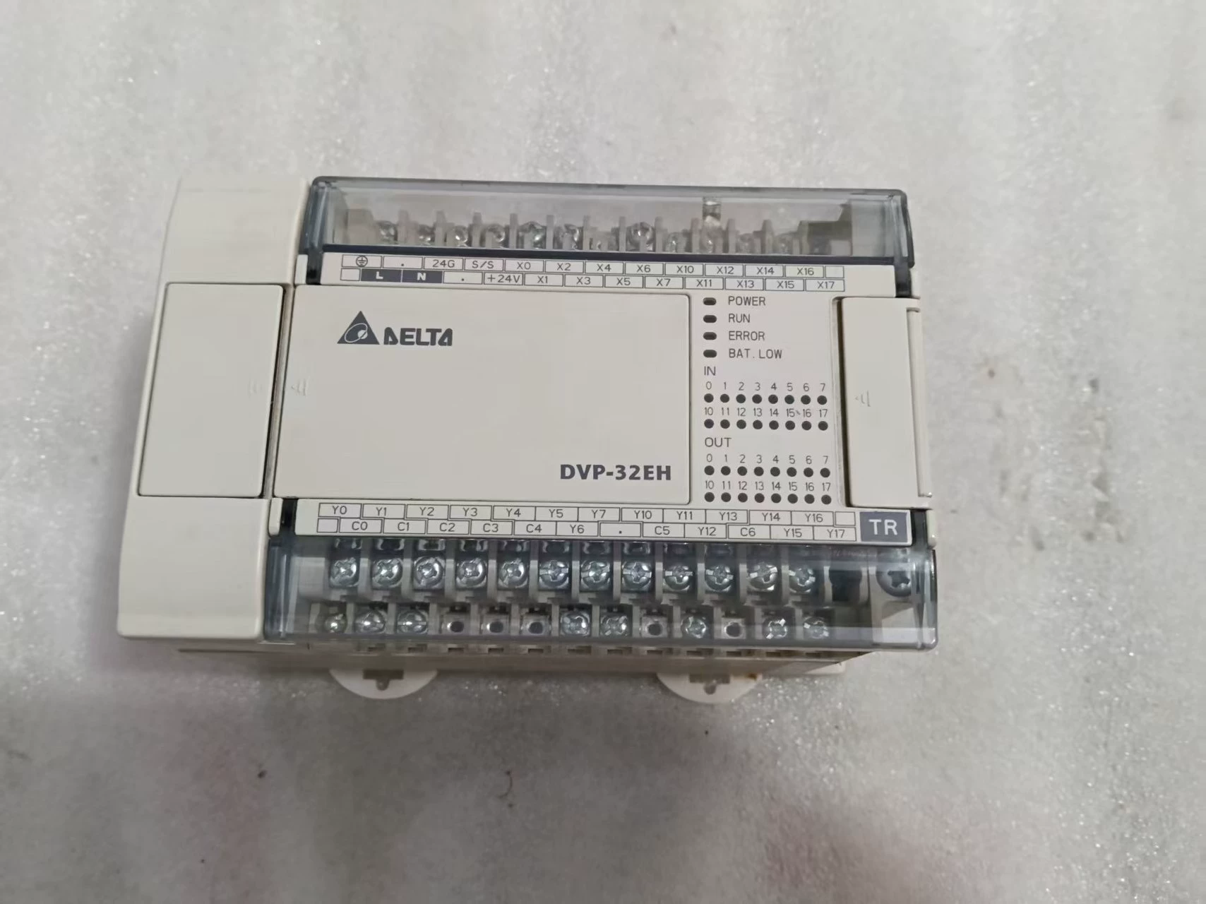 Delta DVP-32EH DVP32EH00T3 - Used