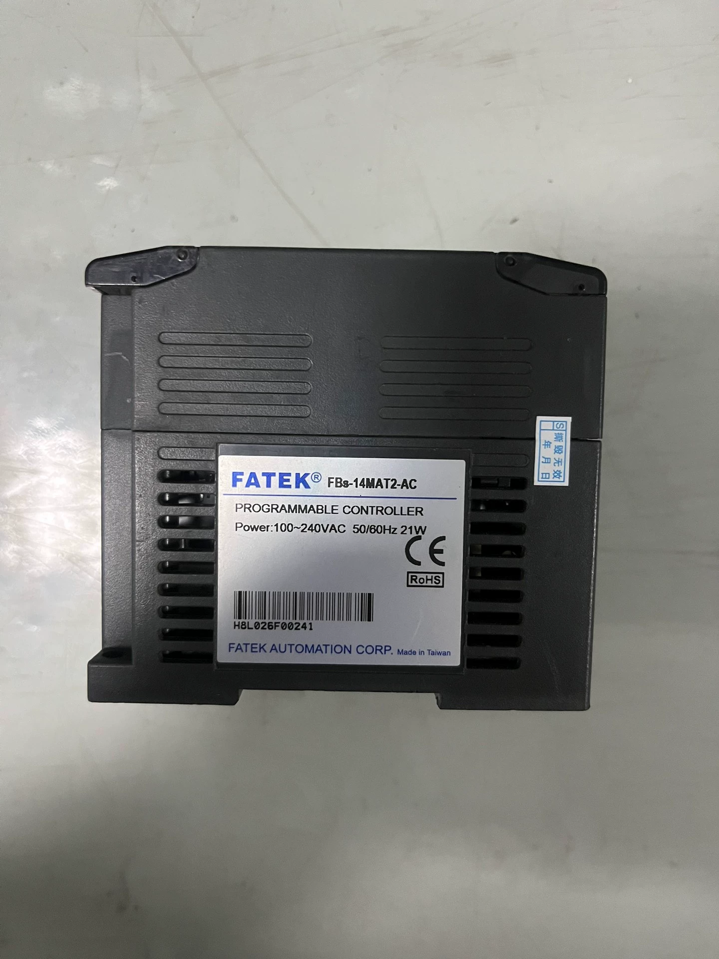 FATEK FBs-14MAT2-AC PLC - usado