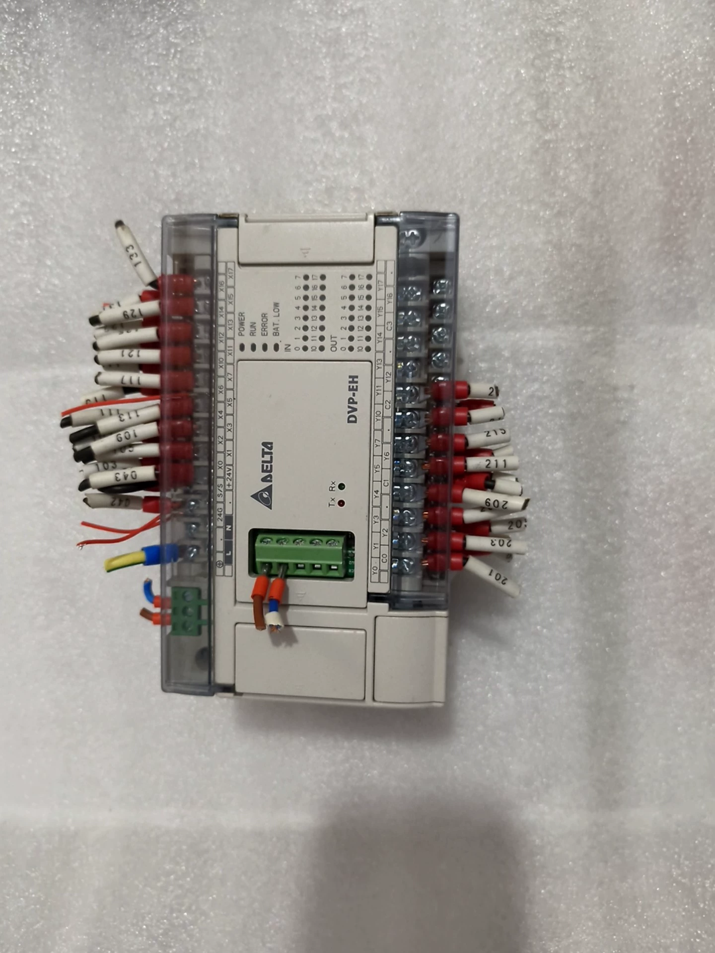 Delta DVP32EH00R3-L - Used