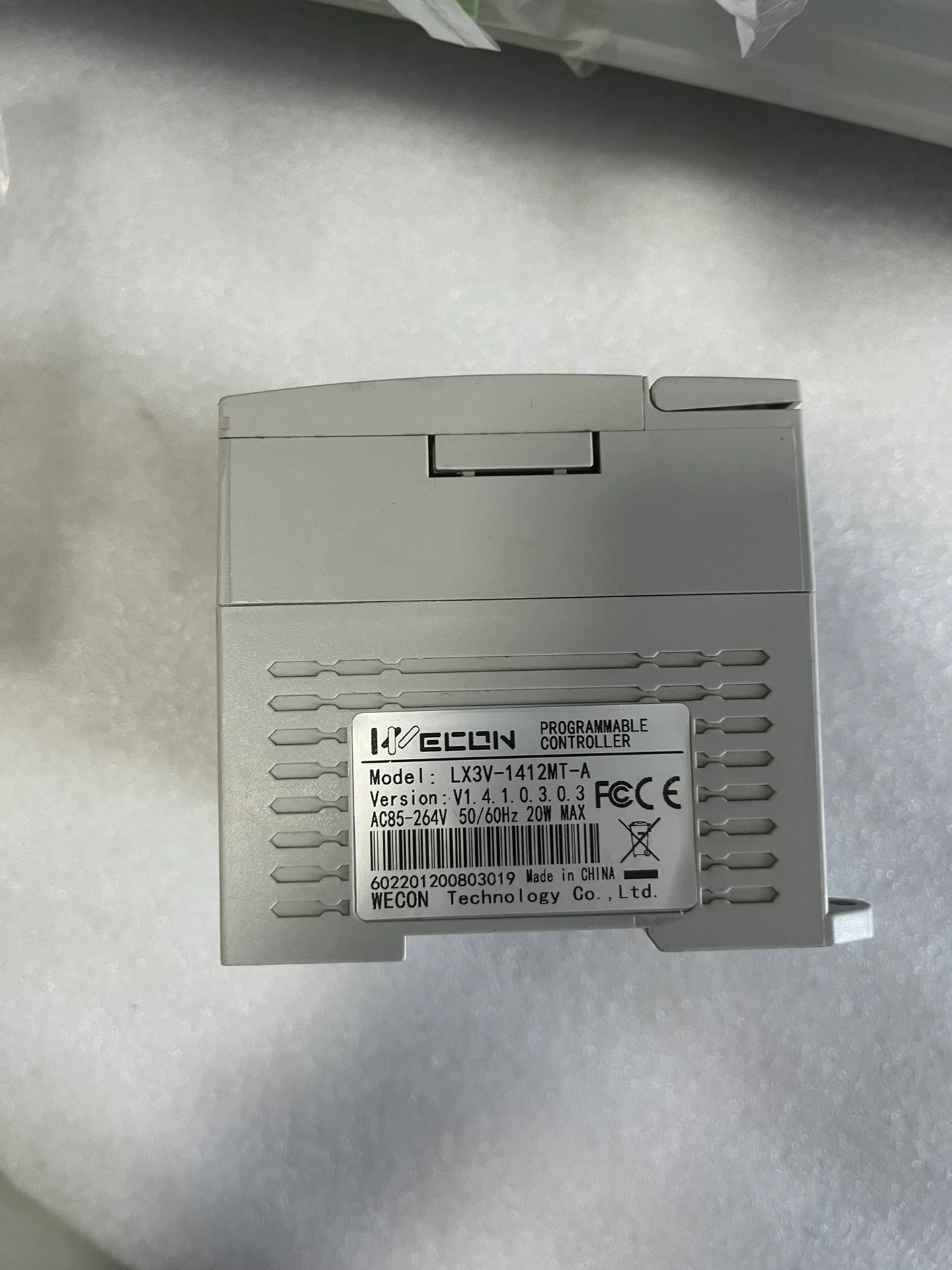 Automate programmable Wecon LX3V-1412MT-A - d'occasion