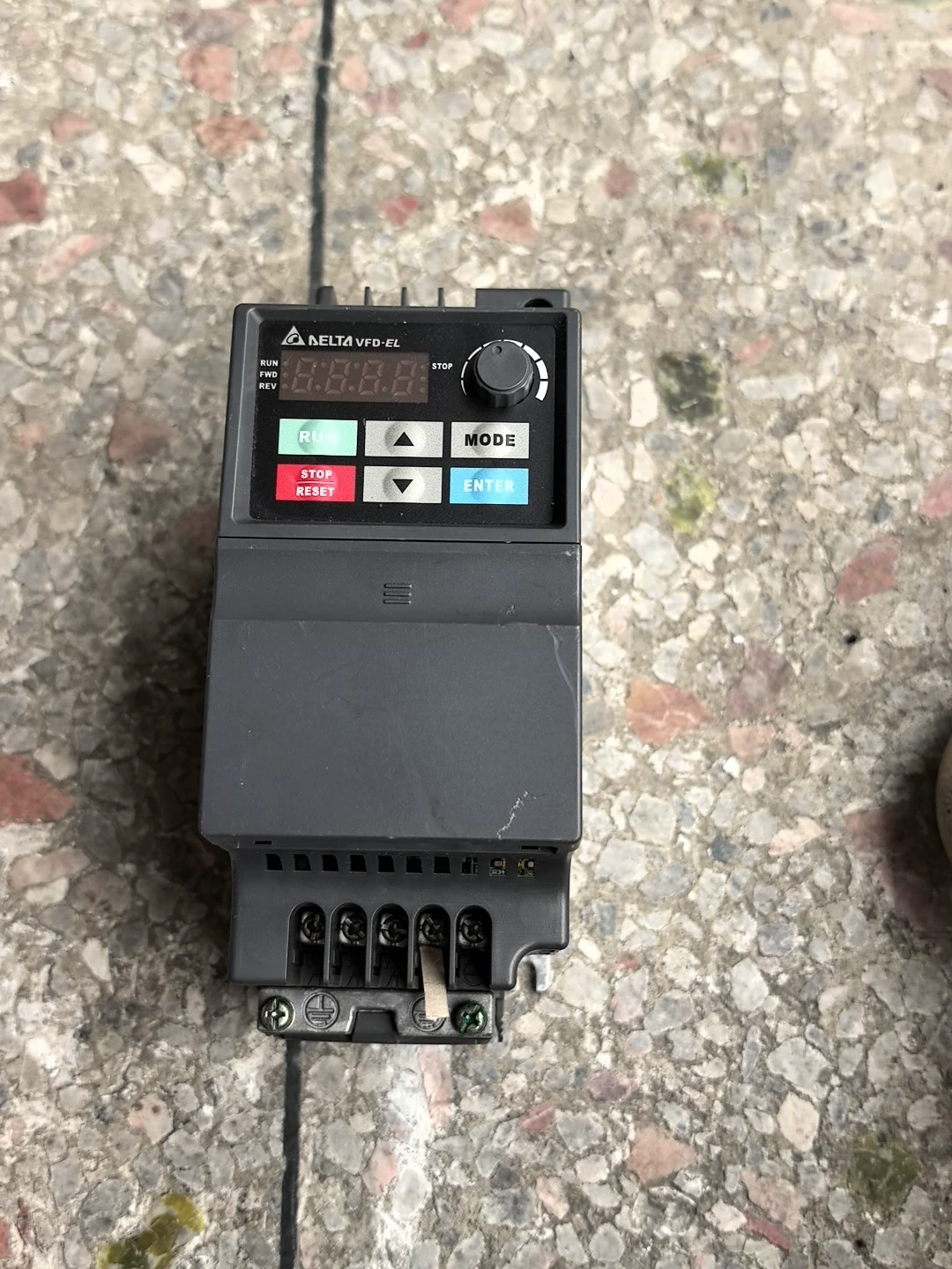Delta VFD015EL43A variable frequency drive - Used